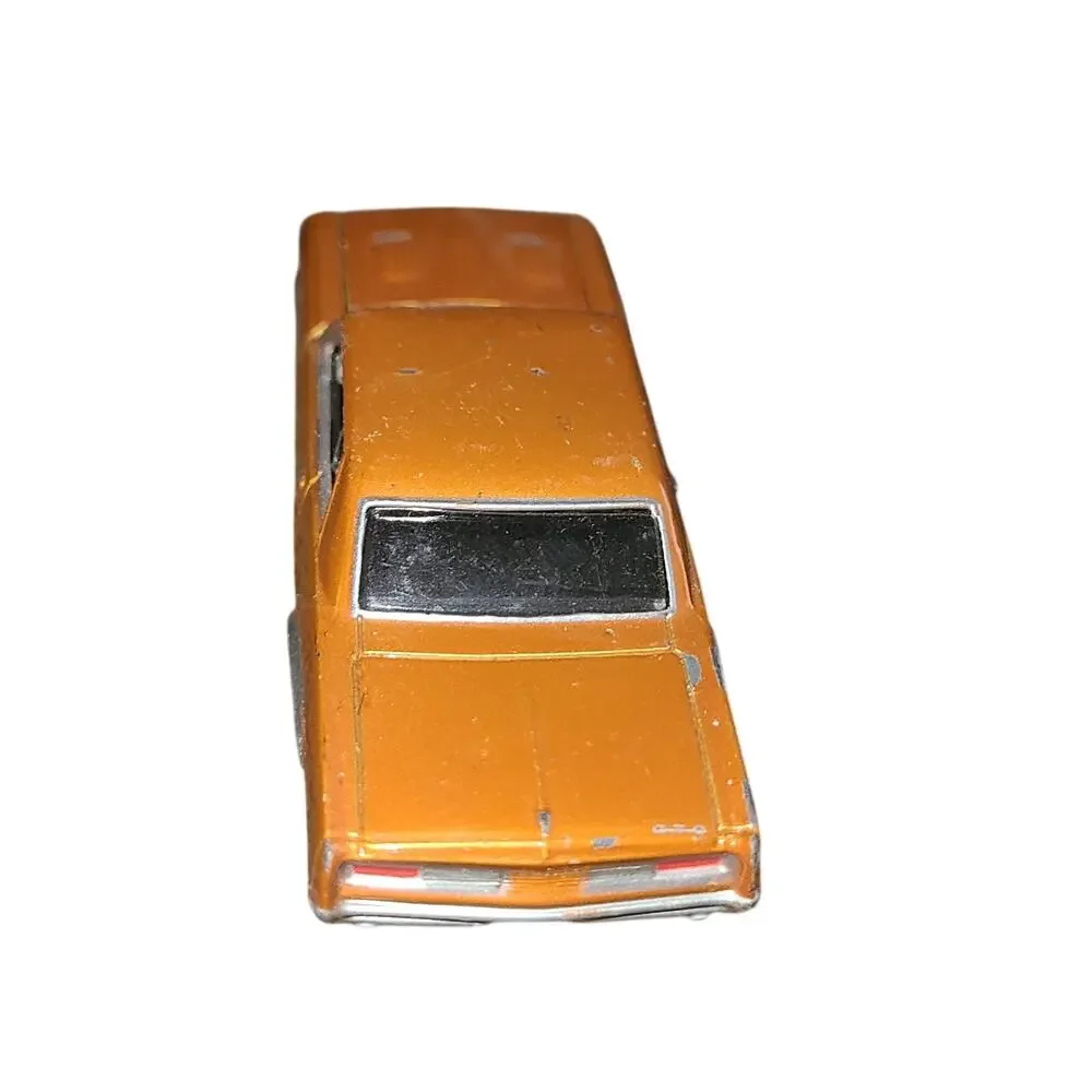 1964 PONTIAC GTO COLLECTIBLE 1/64 SCALE LIMITED EDITION TRI-POWER MUSCLE ORANGE